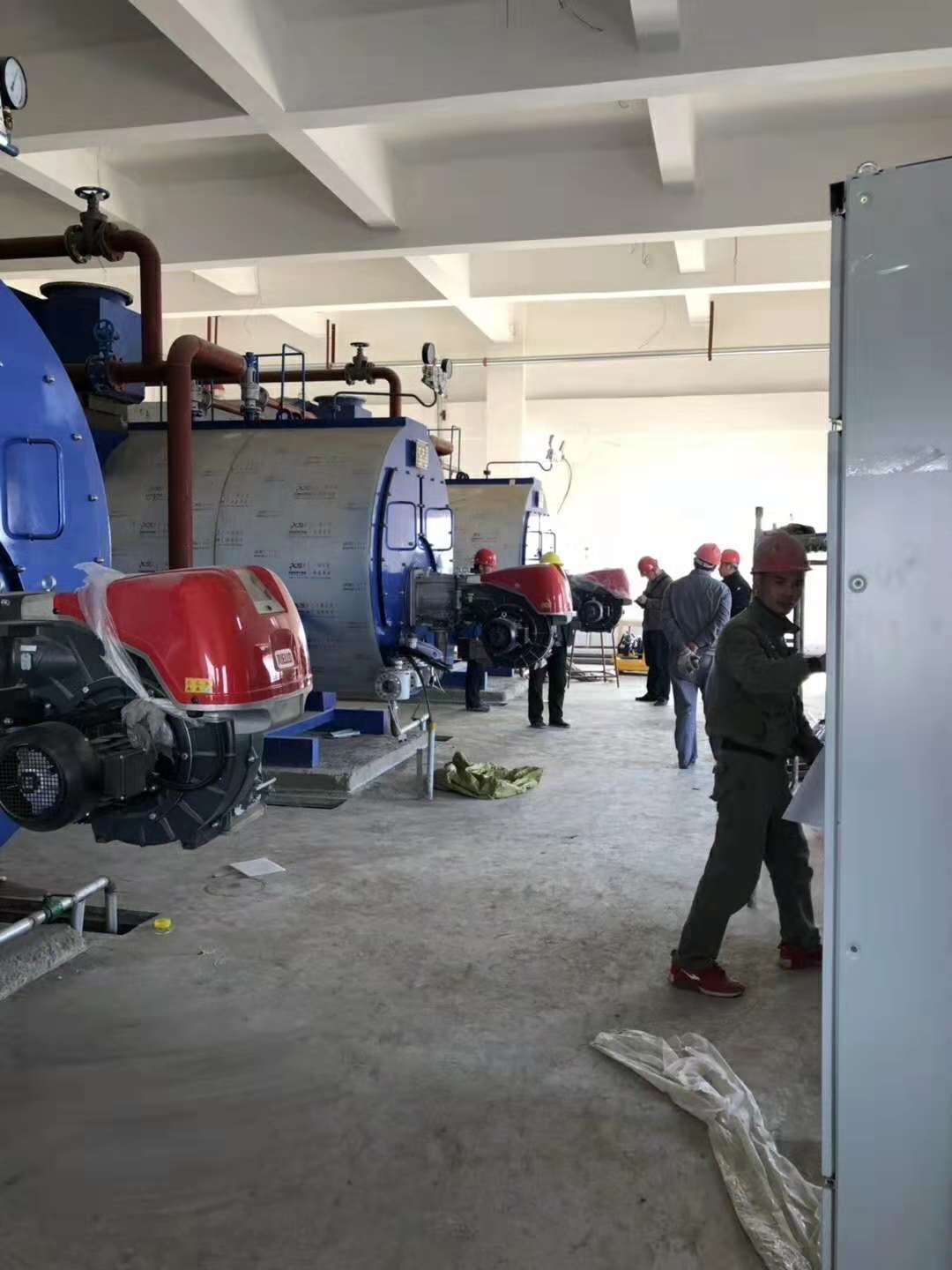 新疆乌鲁木齐工业园区三台4吨燃气蒸汽锅炉安装完毕